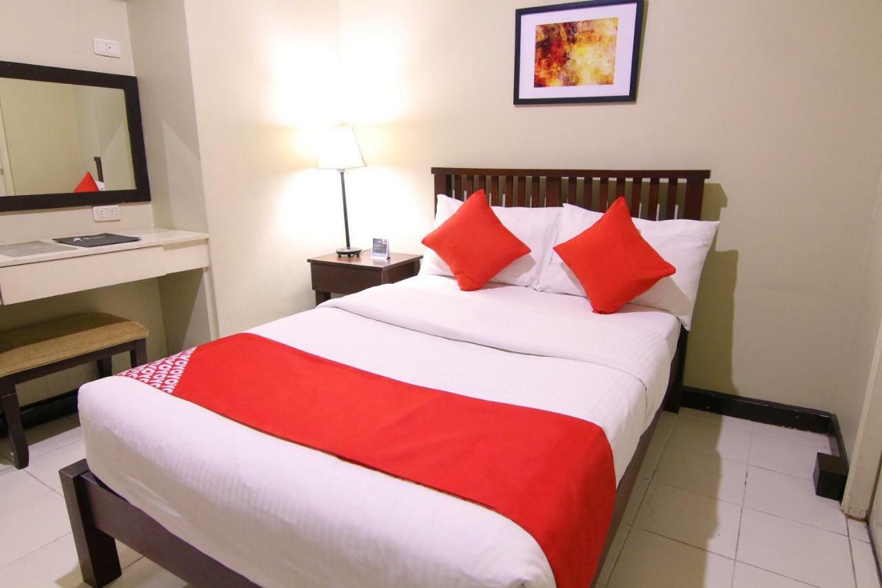 Oyo 103 Artina Suites Hotel San Pedro Makati Exterior foto